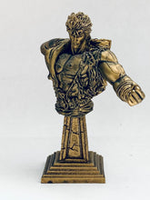 Load image into Gallery viewer, Hokuto no Ken - Kenshirou (Gold) - Fist of the North Star Kaiyodo Figure Collection Part 2
