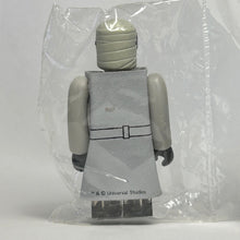 Cargar imagen en el visor de la galería, Invisible Man - Trading Figure - Kubrick - Cuchiwaii
