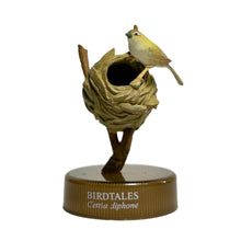 Load image into Gallery viewer, Japanese Bush Warbler (Cettia diphone) - Mini Figure - Bottle Cap - Cuchiwaii

