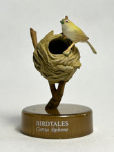 Load image into Gallery viewer, Japanese Bush Warbler (Cettia diphone) - Mini Figure - Bottle Cap - Cuchiwaii
