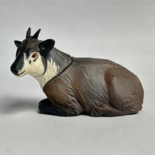 Load image into Gallery viewer, Japanese serow - Trading Figure - Miniature - 011C - Cuchiwaii
