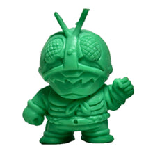 Cargar imagen en el visor de la galería, Kamen Rider 2 - Eraser Figure - Keshigomu - Green ver. - Cuchiwaii
