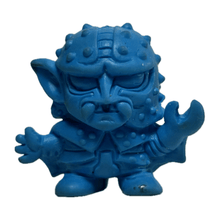 Cargar imagen en el visor de la galería, Kamen Rider - Ganikoumoru - Eraser Figure - Keshigomu - Blue ver. - Cuchiwaii
