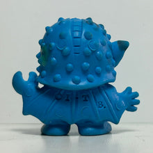 Cargar imagen en el visor de la galería, Kamen Rider - Ganikoumoru - Eraser Figure - Keshigomu - Blue ver. - Cuchiwaii
