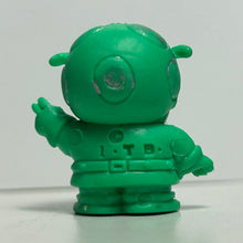 Load image into Gallery viewer, Kamen Rider Stronger - Denpa Ningen Tackle - Eraser Figure - Keshigomu - Green ver. - Cuchiwaii
