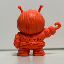 Cargar imagen en el visor de la galería, Kamen Rider V3 - Riderman - Eraser Figure - Keshigomu - Orange ver. - Cuchiwaii
