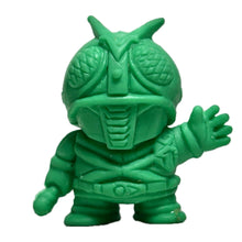Cargar imagen en el visor de la galería, Kamen Rider X - Eraser Figure - Keshigomu - Green ver. - Cuchiwaii
