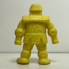 Cargar imagen en el visor de la galería, Kinnikuman - Hunting - Eraser Mini Figure - Yellow ver. (169) - Cuchiwaii
