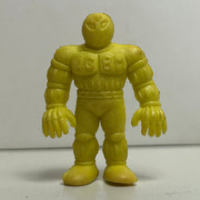 Cargar imagen en el visor de la galería, Kinnikuman - ICBM - Eraser Mini Figure - Yellow ver. (152) - Cuchiwaii
