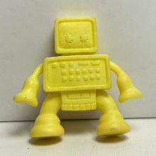 Load image into Gallery viewer, Kinnikuman - Personalman - Eraser Mini Figure - Yellow ver. (121) - Cuchiwaii
