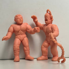 Load image into Gallery viewer, Kinnikuman - Ramenman vs. Terryman - Eraser Figure - Chain Death Match (212) - Cuchiwaii
