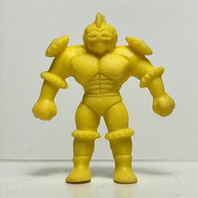 Cargar imagen en el visor de la galería, Kinnikuman - Sawkillerman - Eraser Figure - Keshi - Yellow - Cuchiwaii
