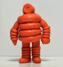 Cargar imagen en el visor de la galería, Kinnikuman - Springman - Eraser Figure - Keshi - Orange - Cuchiwaii
