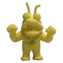Cargar imagen en el visor de la galería, Kinnikuman - The Fishers - Eraser Mini Figure - Yellow ver. (64) - Cuchiwaii
