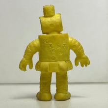 Load image into Gallery viewer, Kinnikuman - Toilet Paper Mummy - Eraser Mini Figure - Yellow ver. (87) - Cuchiwaii
