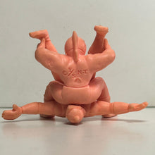 Load image into Gallery viewer, Kinnikuman vs. Robin Mask - Eraser Figure - Mexican Rolling Clutch Hold (177) - Cuchiwaii
