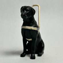 Cargar imagen en el visor de la galería, Labrador Retriever Guide Dog - Trading Figure - Miniature - Secret 3 - Cuchiwaii
