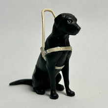 Cargar imagen en el visor de la galería, Labrador Retriever Guide Dog - Trading Figure - Miniature - Secret 3 - Cuchiwaii
