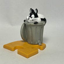 Load image into Gallery viewer, Looney Tunes - Penelope Pussycat - Puzzle Figure (18) - Cuchiwaii
