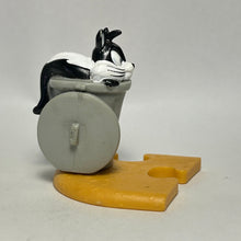 Load image into Gallery viewer, Looney Tunes - Penelope Pussycat - Puzzle Figure (18) - Cuchiwaii
