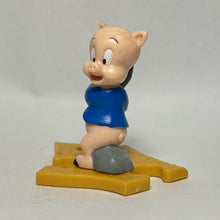 Load image into Gallery viewer, Looney Tunes - Porky Pig - Puzzle Figure (4) - Cuchiwaii
