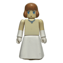Cargar imagen en el visor de la galería, Lupin III - Clarisse d'Cagliostro - Figure - Kubrick - Cuchiwaii
