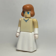 Cargar imagen en el visor de la galería, Lupin III - Clarisse d'Cagliostro - Figure - Kubrick - Cuchiwaii
