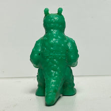 Load image into Gallery viewer, Maguma Taishi / Goldar - Jigira - Eraser Figure - Keshigomu - Cuchiwaii
