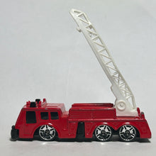 Cargar imagen en el visor de la galería, Maisto Red Fire Truck - Miniature Car - Cuchiwaii
