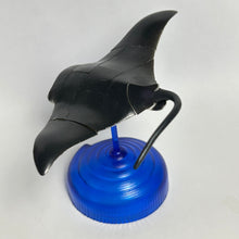 Cargar imagen en el visor de la galería, Manta Ray - Sea Creatures Puzzle Figure - Cuchiwaii
