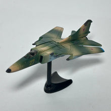 Cargar imagen en el visor de la galería, MAPO MiG-23/27 Flogger - Trading Figure - Miniature (14) - Cuchiwaii
