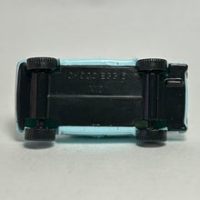 Load image into Gallery viewer, Mazda Carol 360 - Trading Figure - Miniature (1) - Cuchiwaii
