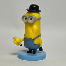 Load image into Gallery viewer, Minions - British Kevin - Trading Figure - Choco Egg (11) - Cuchiwaii

