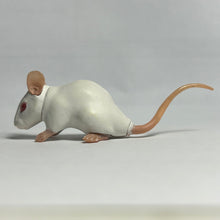 Load image into Gallery viewer, Mouse - Trading Figure - Miniature - 83 P39A - Cuchiwaii
