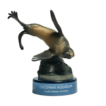 Load image into Gallery viewer, Northern fur seal / Callorhinus ursinus - Trading Figure - Miniature - Cuchiwaii
