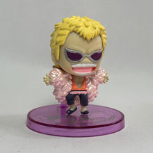 Load image into Gallery viewer, One Piece - Donquixote Doflamingo - Trading Figure - Cuchiwaii
