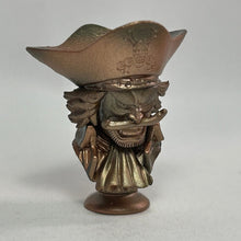 Load image into Gallery viewer, One Piece - Gol D. Roger - Desktop Figure - Cuchiwaii

