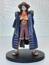 Load image into Gallery viewer, One Piece - Monkey D. Luffy - The Grandline Men - Vol. 4 - Blue Coat Ver. - Cuchiwaii
