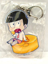 Load image into Gallery viewer, Osomatsu - san - Matsuno Osomatsu - Acrylic Keychain - Cuchiwaii
