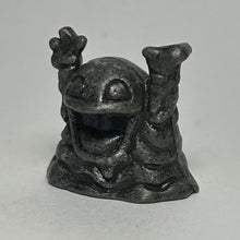 Cargar imagen en el visor de la galería, Pokémon - Betbeter / Grimer - Metal Figure - Gunmetal ver. - Cuchiwaii
