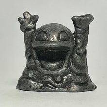 Cargar imagen en el visor de la galería, Pokémon - Betbeter / Grimer - Metal Figure - Gunmetal ver. - Cuchiwaii
