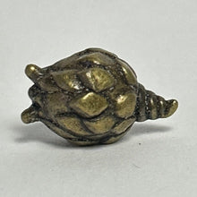 Cargar imagen en el visor de la galería, Pokémon - Burmy - Metal Figure - Bronze, Plant Cloak ver. - Cuchiwaii

