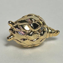 Cargar imagen en el visor de la galería, Pokémon - Burmy - Metal Figure - Gold, Plant Cloak ver. - Cuchiwaii
