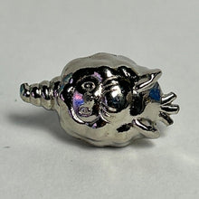 Cargar imagen en el visor de la galería, Pokémon - Burmy - Metal Figure - Silver, Trash Cloak ver. - Cuchiwaii
