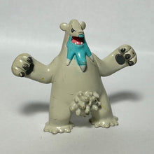 Load image into Gallery viewer, Pokémon BW - Beartic - Trading Figure - Monster Collection - Cuchiwaii
