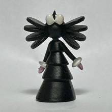 Load image into Gallery viewer, Pokémon BW - Gothitelle - Mini Figure - 1/40 - Cuchiwaii
