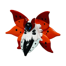 Load image into Gallery viewer, Pokémon BW - Volcarona - Trading Figure - Monster Collection - Cuchiwaii
