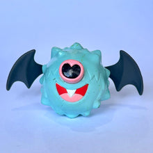 Cargar imagen en el visor de la galería, Pokémon BW - Woobat - Trading Figure - Monster Collection - Cuchiwaii
