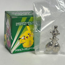Cargar imagen en el visor de la galería, Pokémon - Charem / Demicham - Metal Figure - Silver ver. - Cuchiwaii
