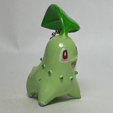 Cargar imagen en el visor de la galería, Pokémon - Chikorita - Figure Keychain - Cuchiwaii

